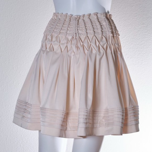 MaxMara: Pleaded Cream Mini Skirt - Picture 7 of 12